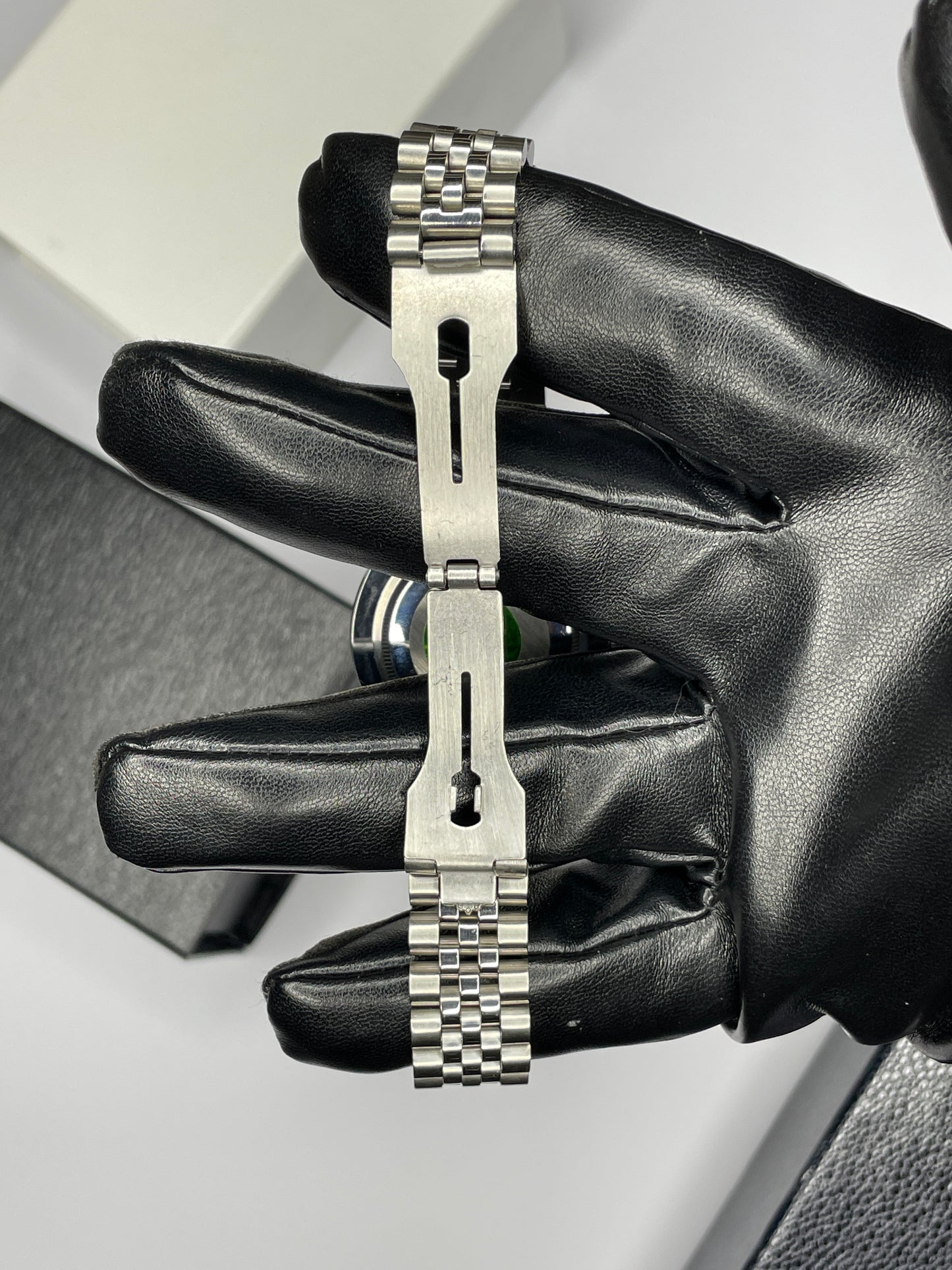 RLX Chain Watch + Free J. 35ml Perfume